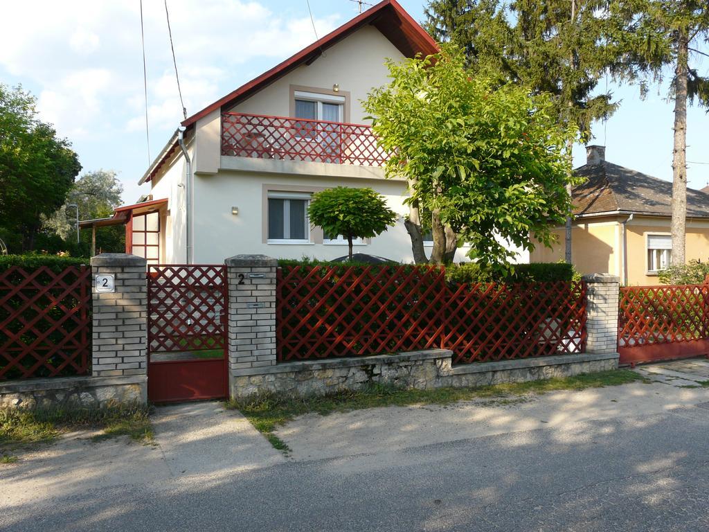 Tanay Vendégház Balatonfüred Extérieur photo